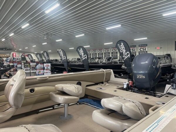 Used 2003 Crestliner 2050 Sportfish For Sale In Chisago City, MN 55013 - Image 10